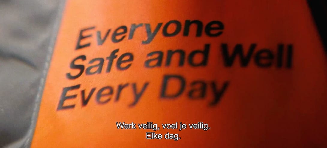 Ook het videomateriaal van BAM werd ondertiteld uitgezonden.